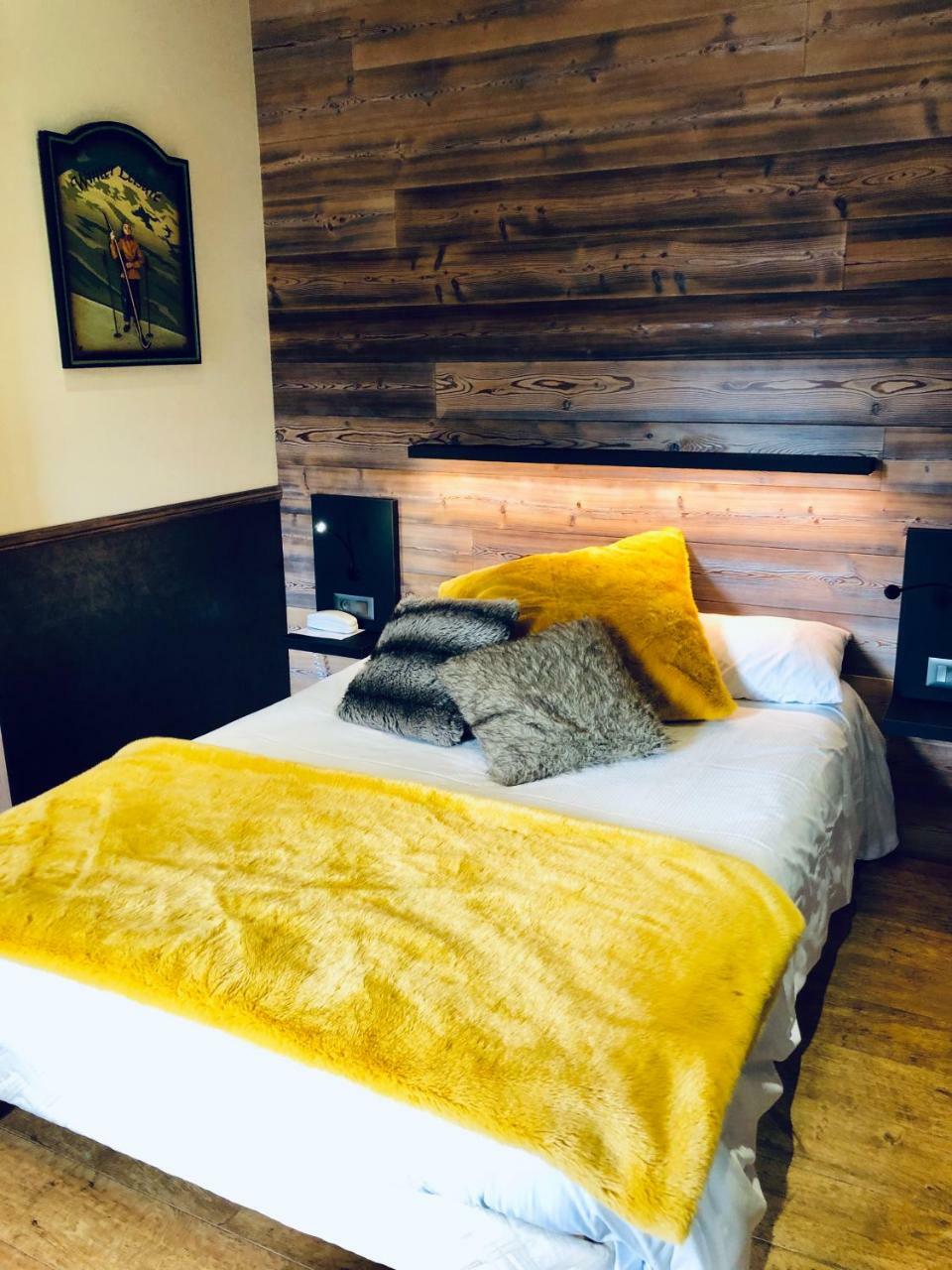Logis Hotel Des Bains Жерарме Экстерьер фото