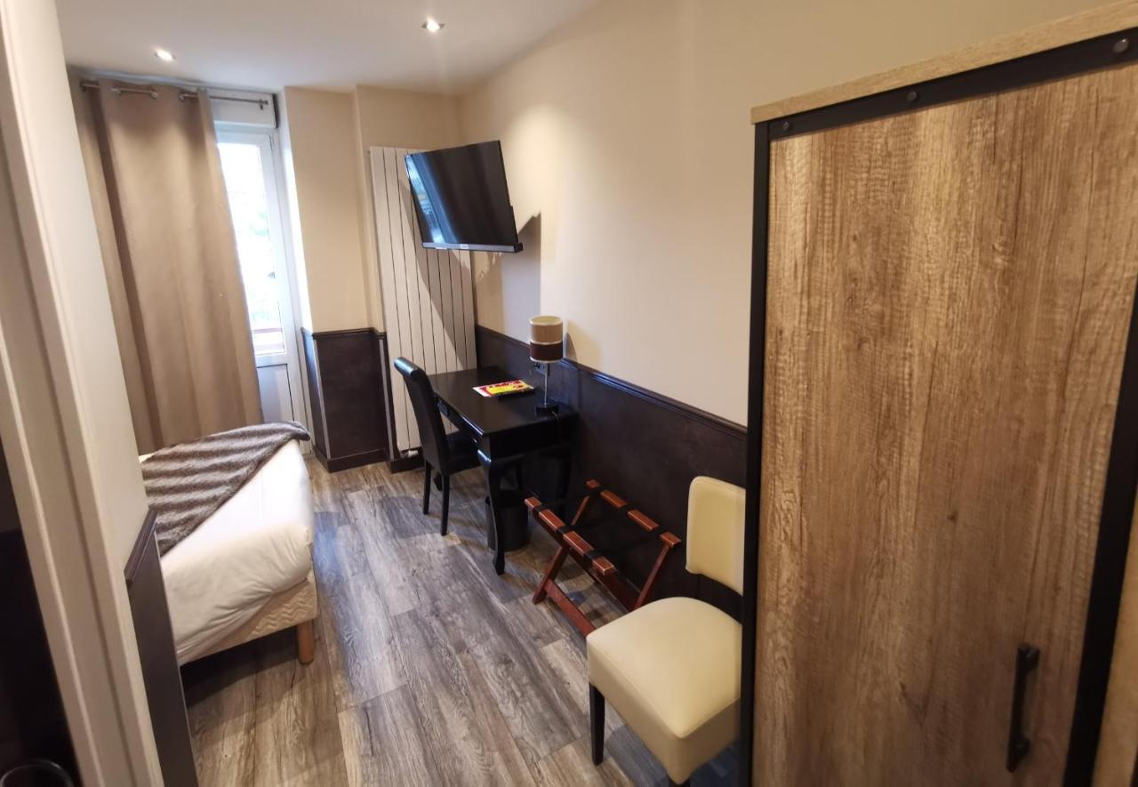 Logis Hotel Des Bains Жерарме Экстерьер фото